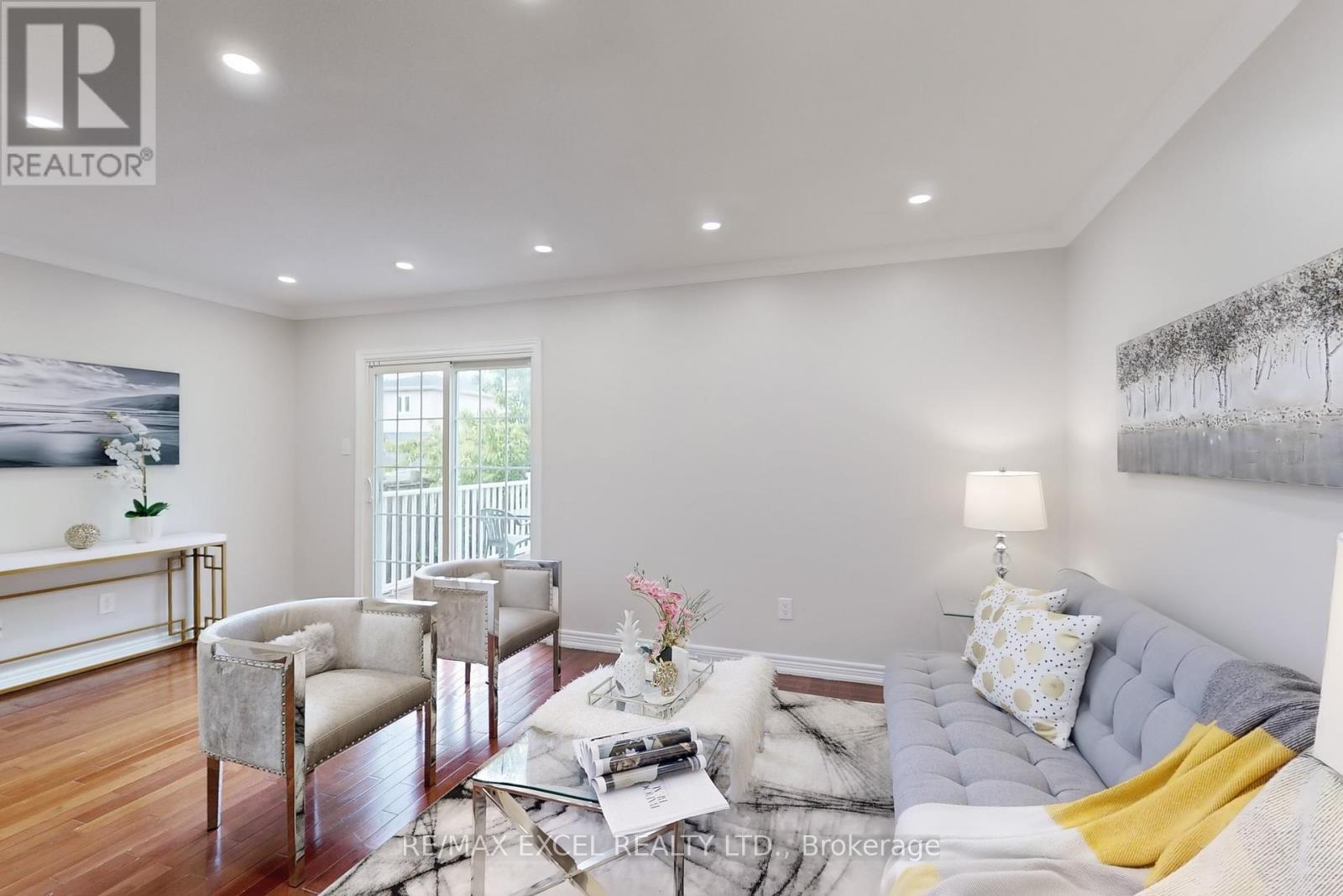 52 Maresfield Drive, Toronto, Ontario  M1V 2X1 - Photo 6 - E12167908