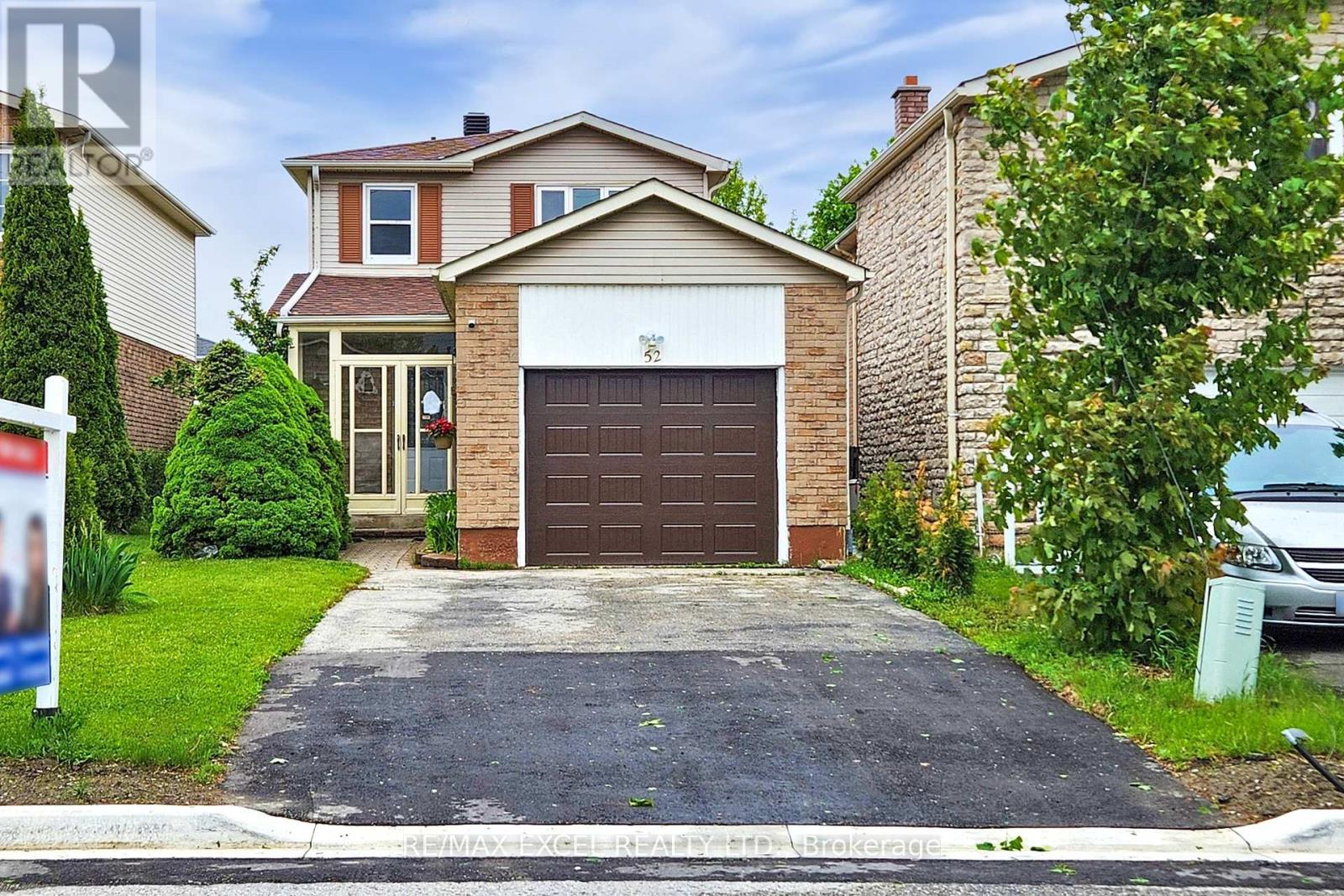 52 MARESFIELD DRIVE, Toronto, Ontario