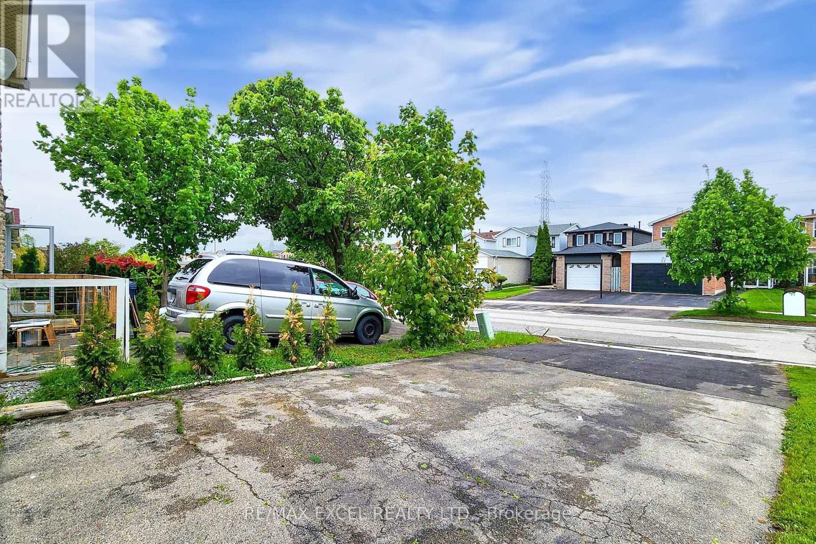 52 Maresfield Drive, Toronto, Ontario  M1V 2X1 - Photo 2 - E12167908