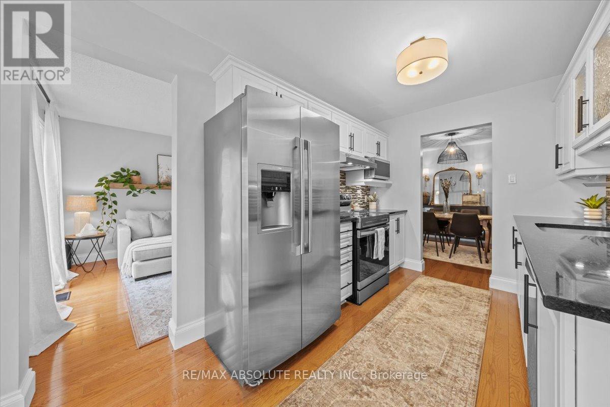 21 Cedarock Drive, Ottawa, Ontario  K2M 2H6 - Photo 20 - X12171042