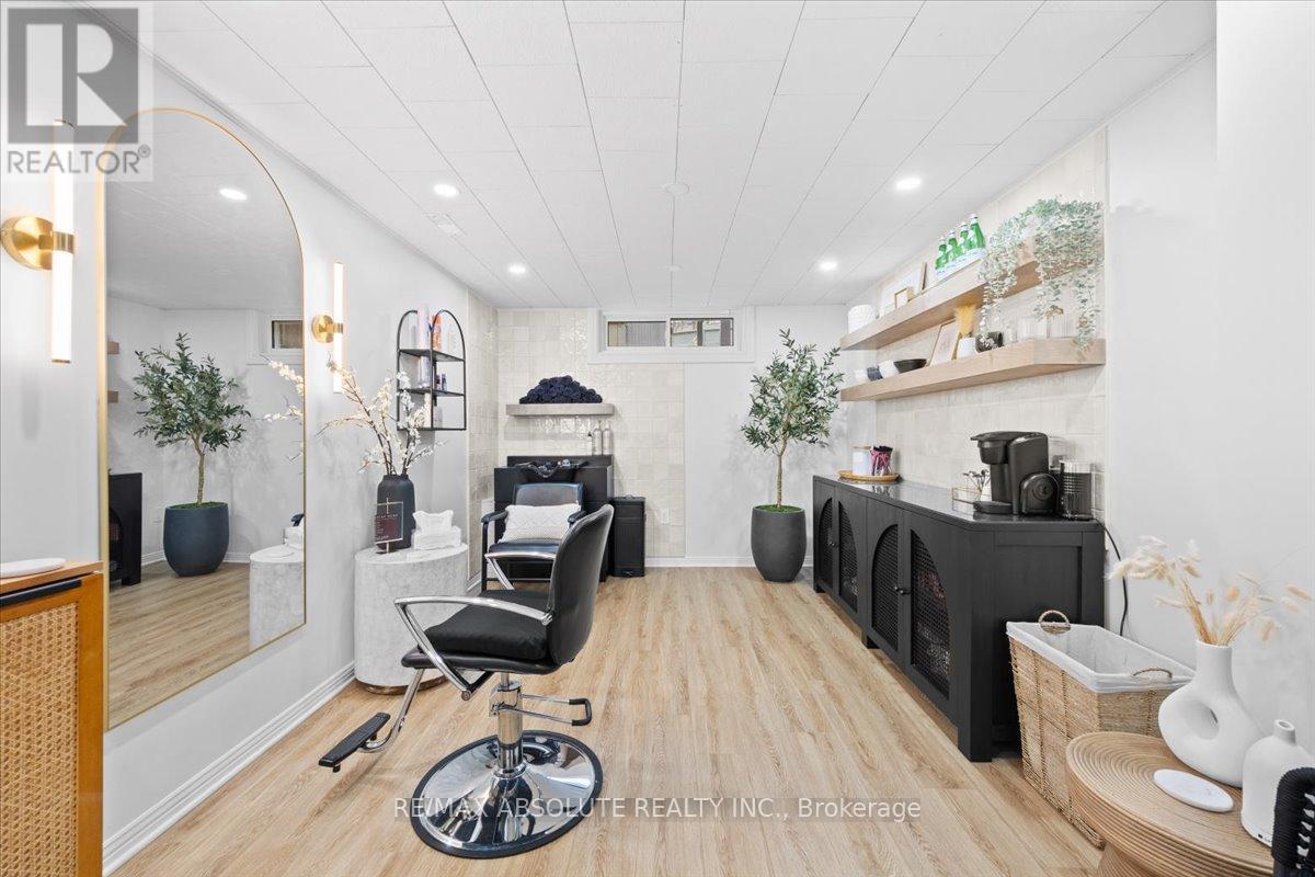 21 Cedarock Drive, Ottawa, Ontario  K2M 2H6 - Photo 33 - X12171042