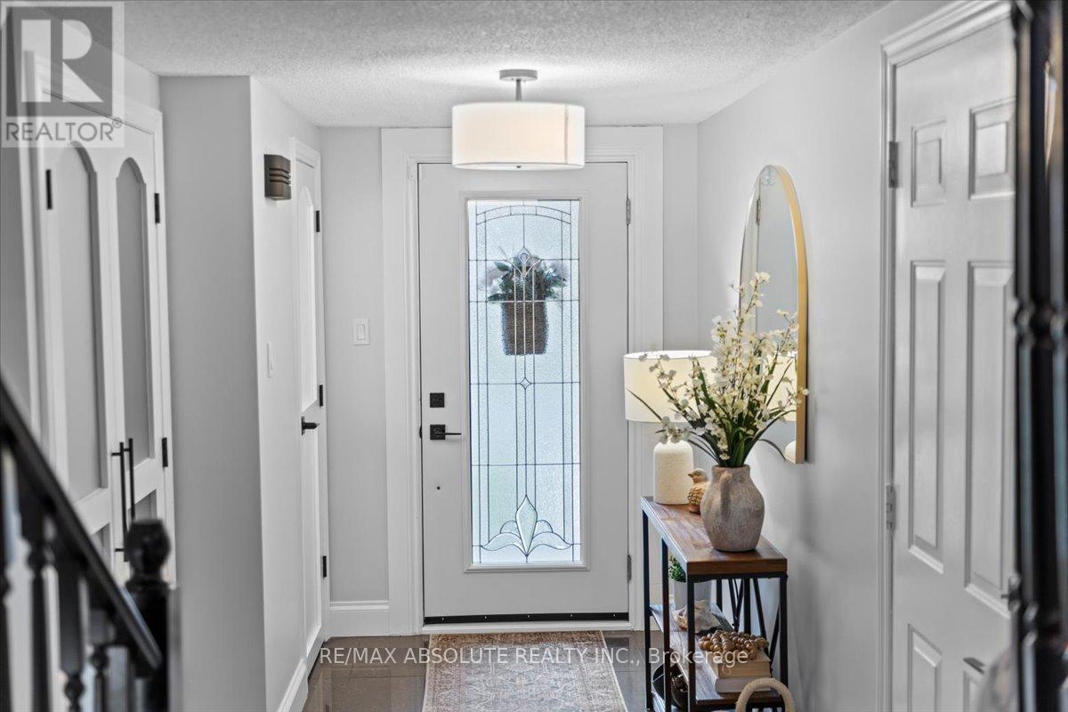 21 Cedarock Drive, Ottawa, Ontario  K2M 2H6 - Photo 9 - X12171042