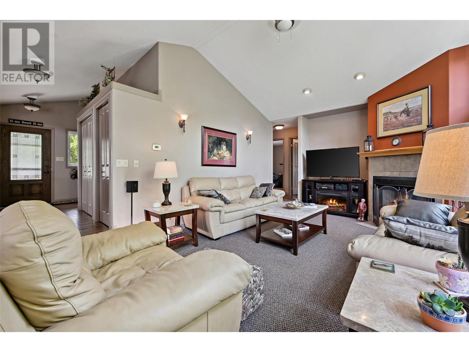 4452 Columbia View Road, Columbia Lake, British Columbia  V0B 1L2 - Photo 20 - 10349099