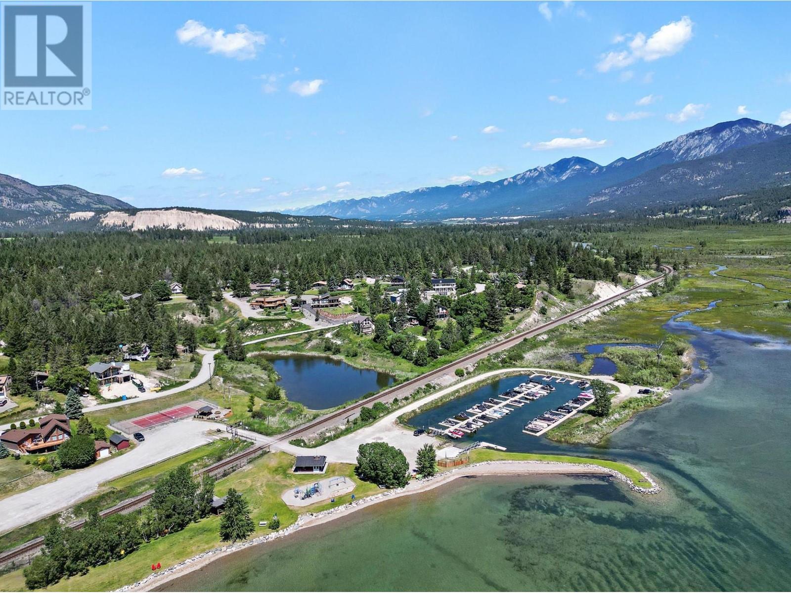 4452 Columbia View Road, Columbia Lake, British Columbia  V0B 1L2 - Photo 53 - 10349099