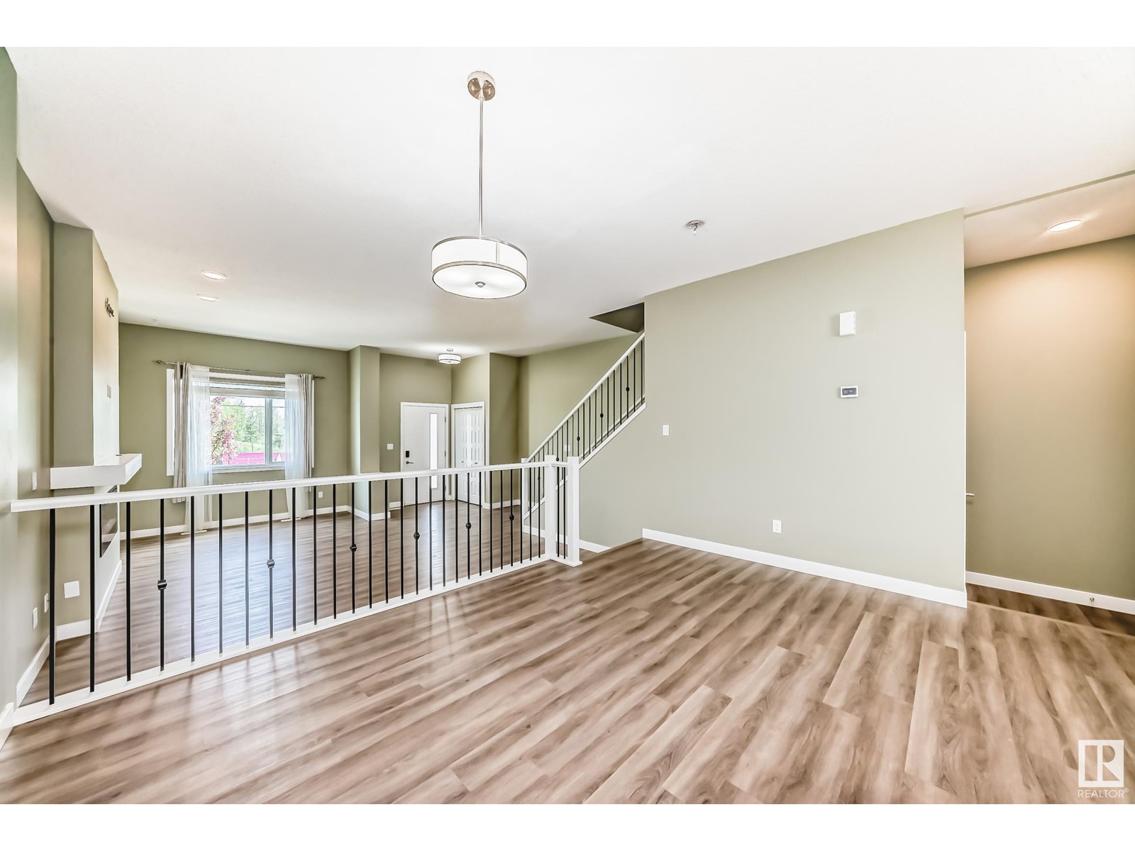5213 Edgemont Bv Nw Nw, Edmonton, Alberta  T6M 1J9 - Photo 8 - E4438351