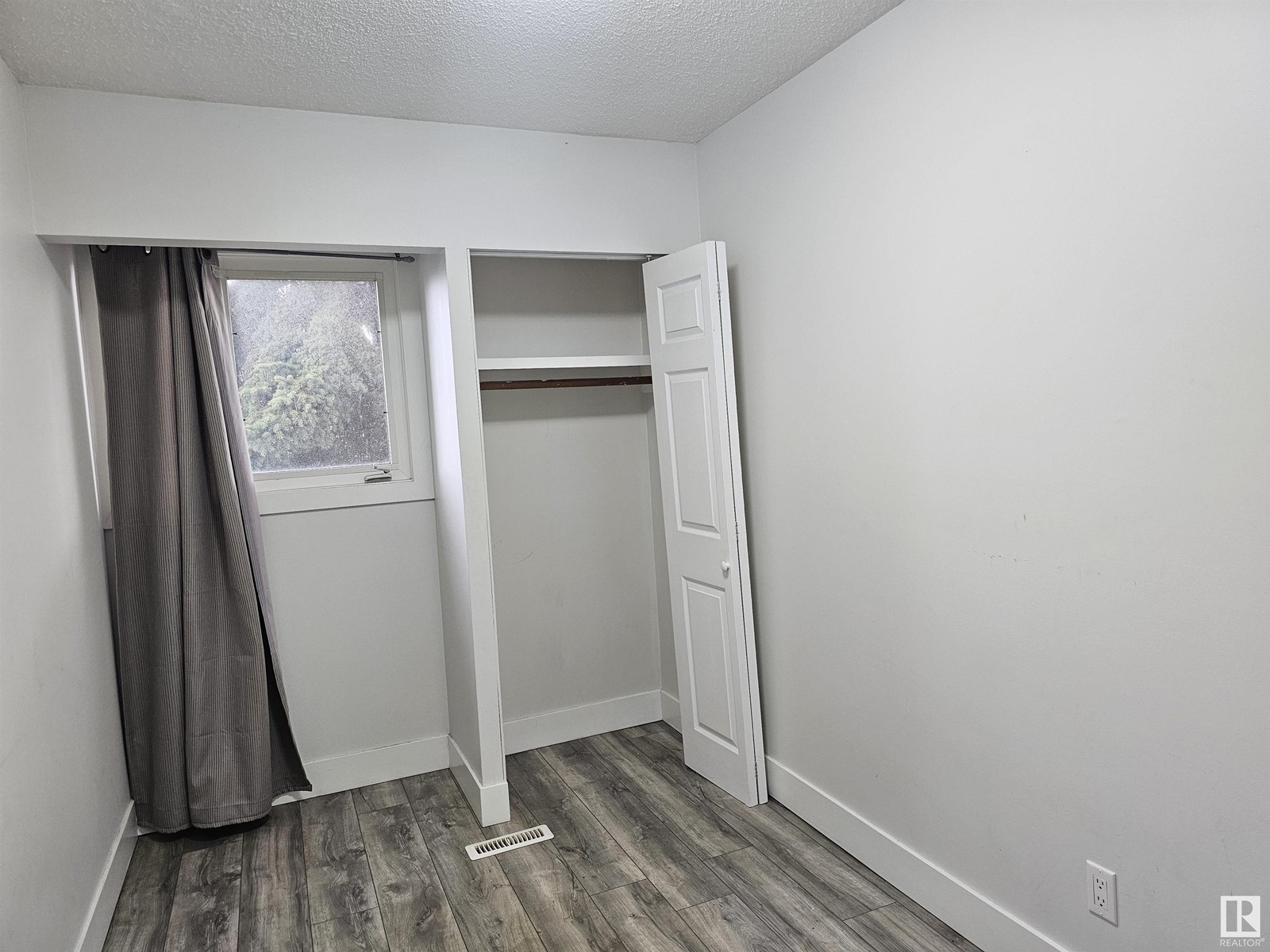 Property at #2 14310 80 ST NW image 2