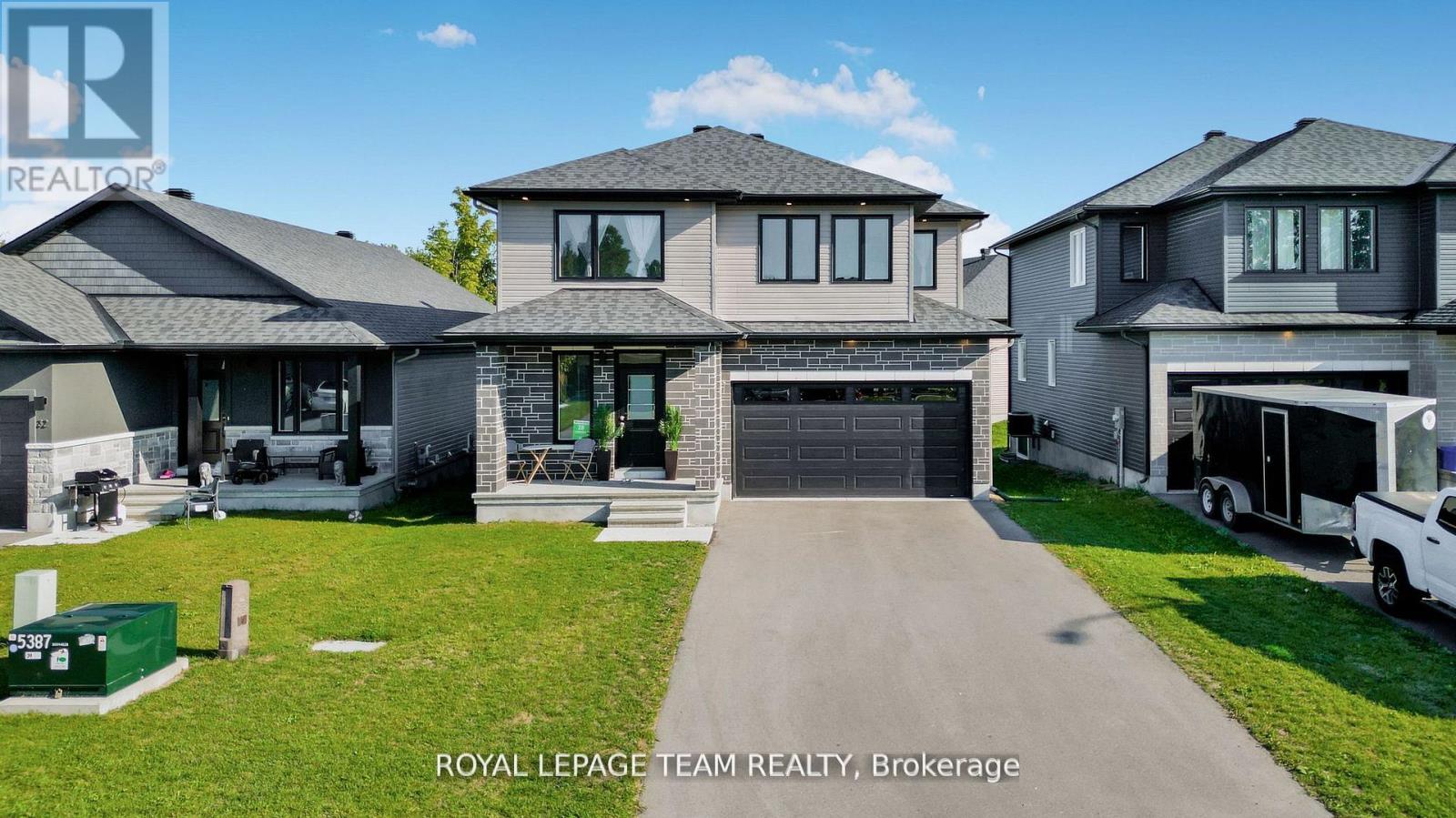 28 Seabert Drive, Arnprior, Ontario  K7S 0H9 - Photo 1 - X12171078