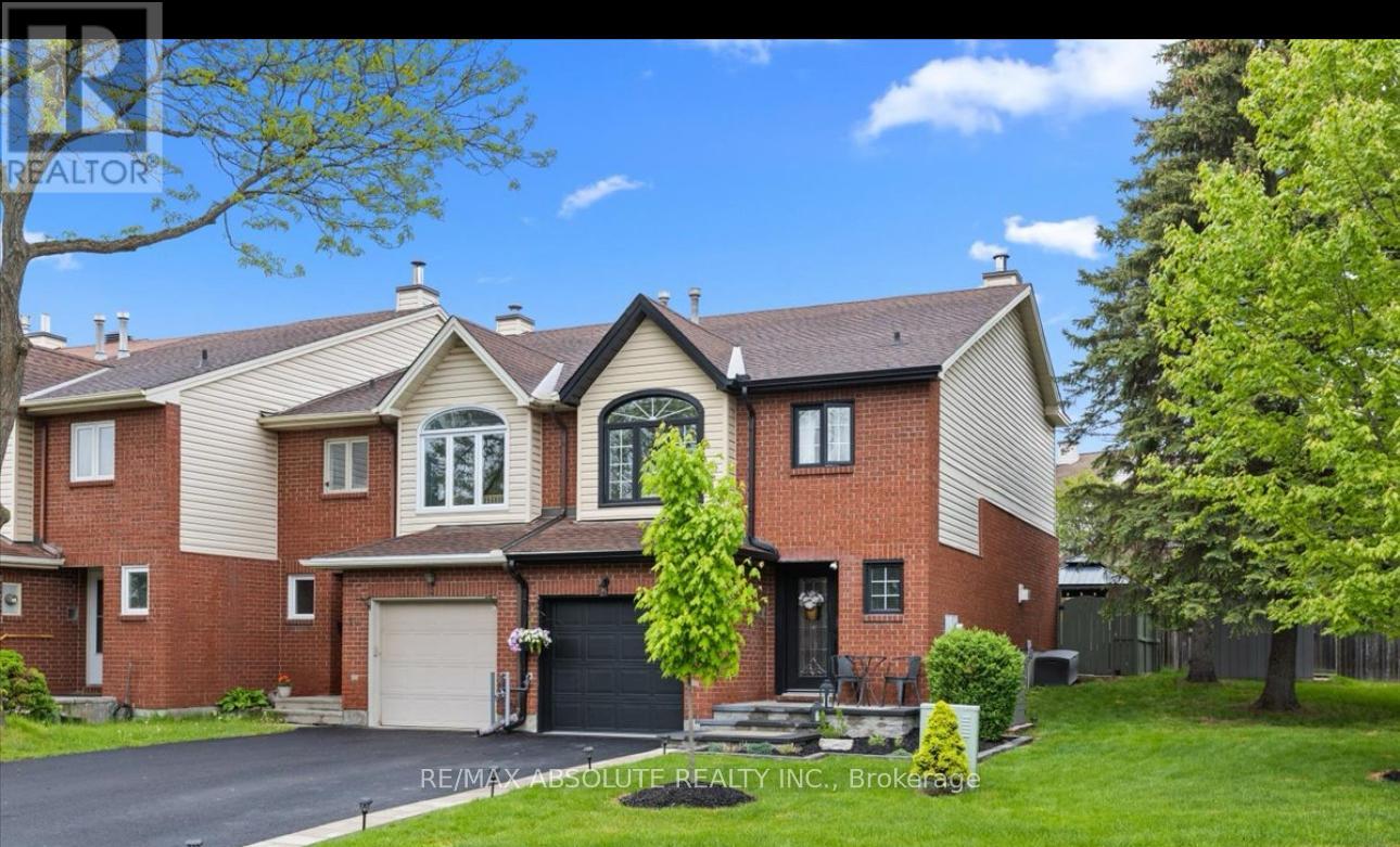 21 Cedarock Drive, Ottawa, Ontario  K2M 2H6 - Photo 2 - X12171042