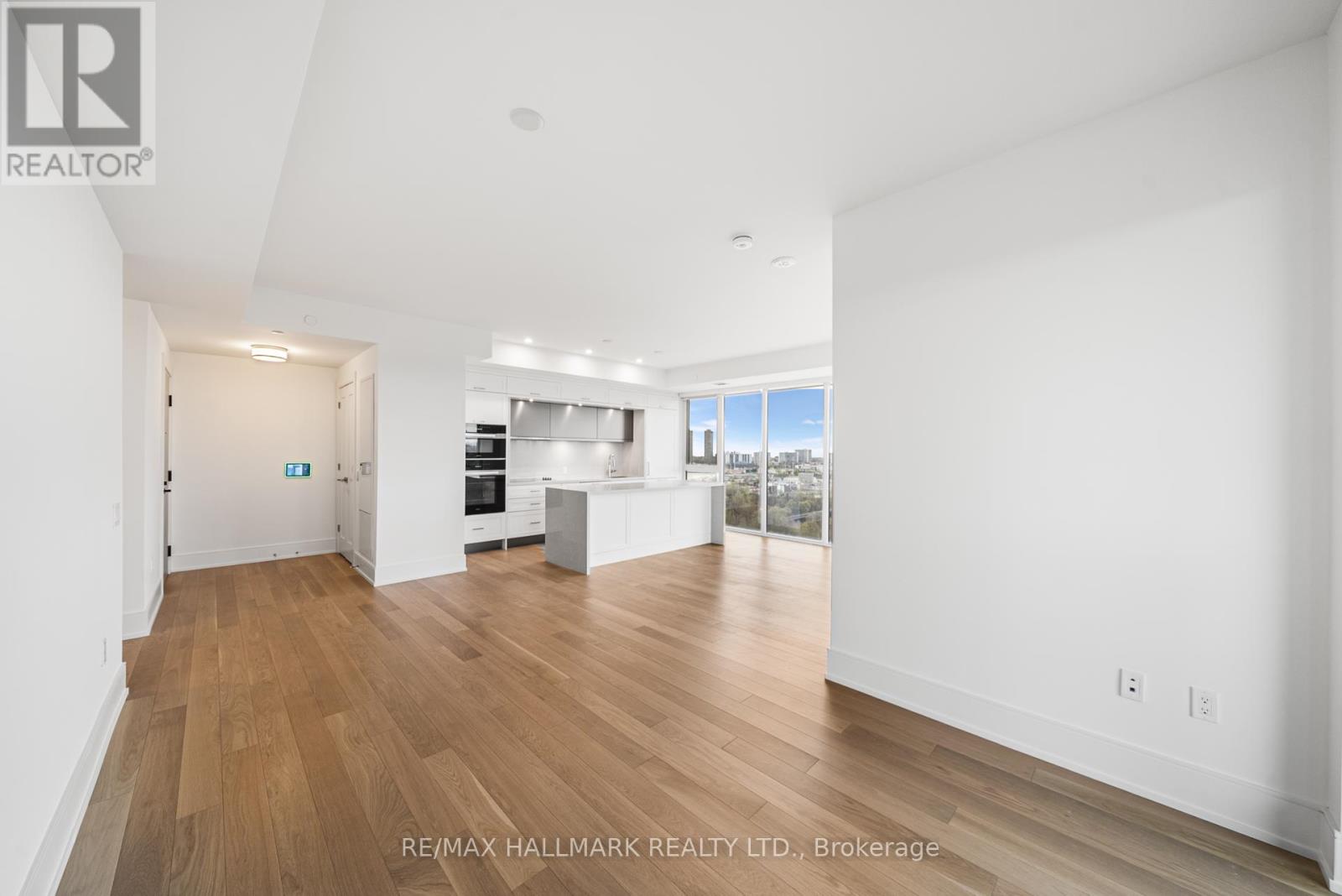 1710 - 10 Inn On The Park Drive, Toronto, Ontario  M3C 0P9 - Photo 15 - C12171061