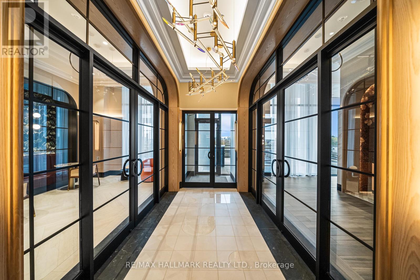 1710 - 10 Inn On The Park Drive, Toronto, Ontario  M3C 0P9 - Photo 42 - C12171061