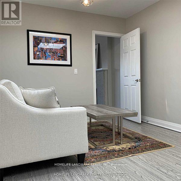 2615 Yonge Street, Toronto, Ontario  M4P 2J1 - Photo 10 - C12171074
