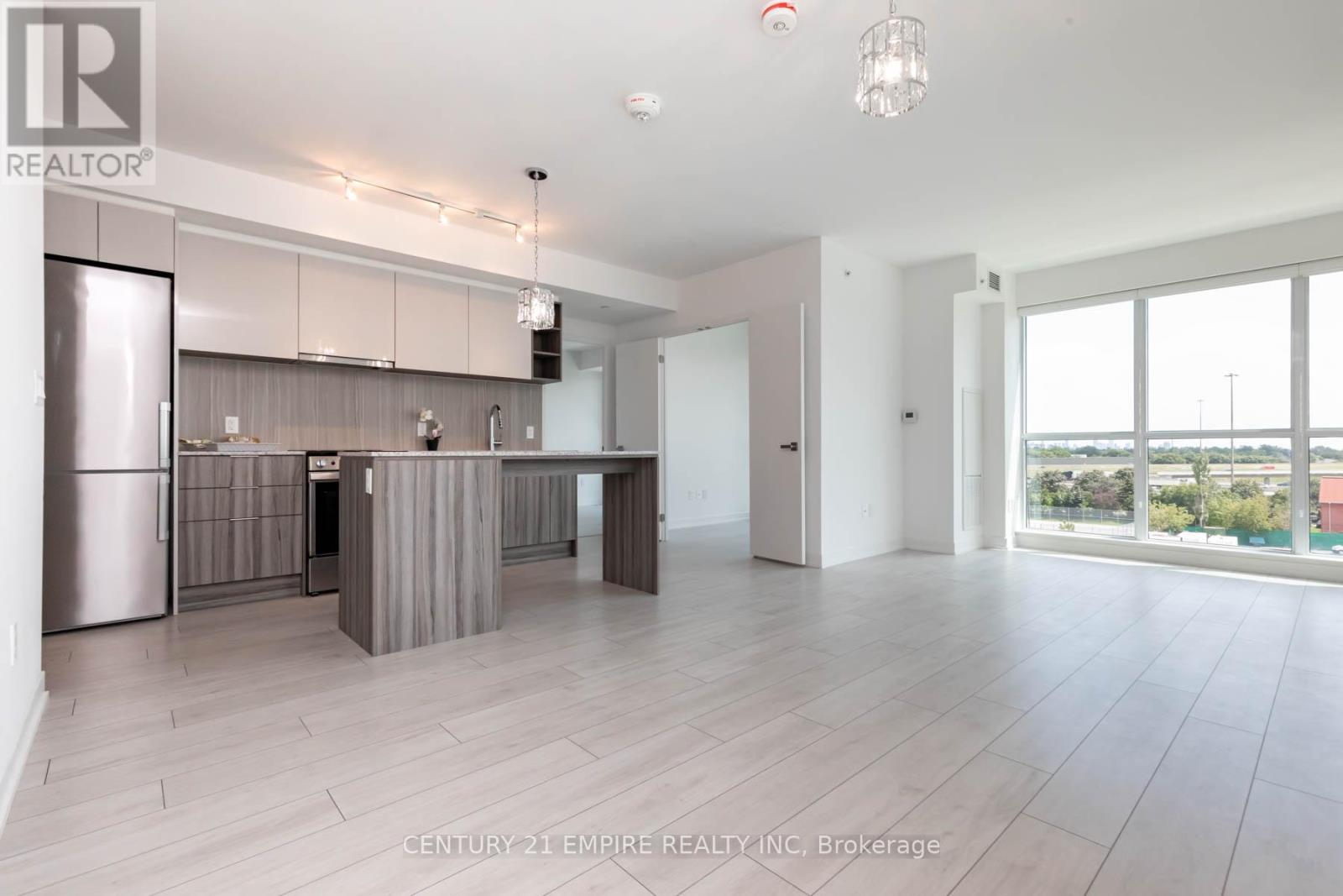 502 - 31 Tippett Road, Toronto, Ontario  M3H 0C8 - Photo 6 - C12171093