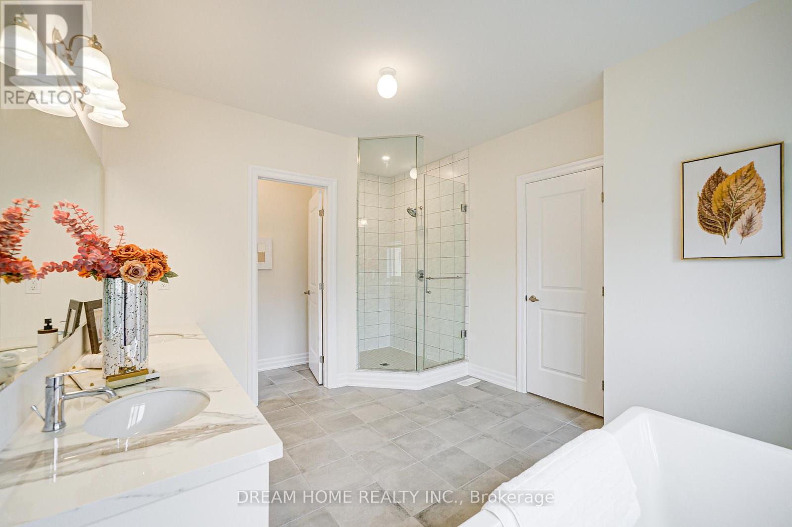 113 Botelho Circle, Aurora, Ontario  L4G 3X3 - Photo 36 - N12171054
