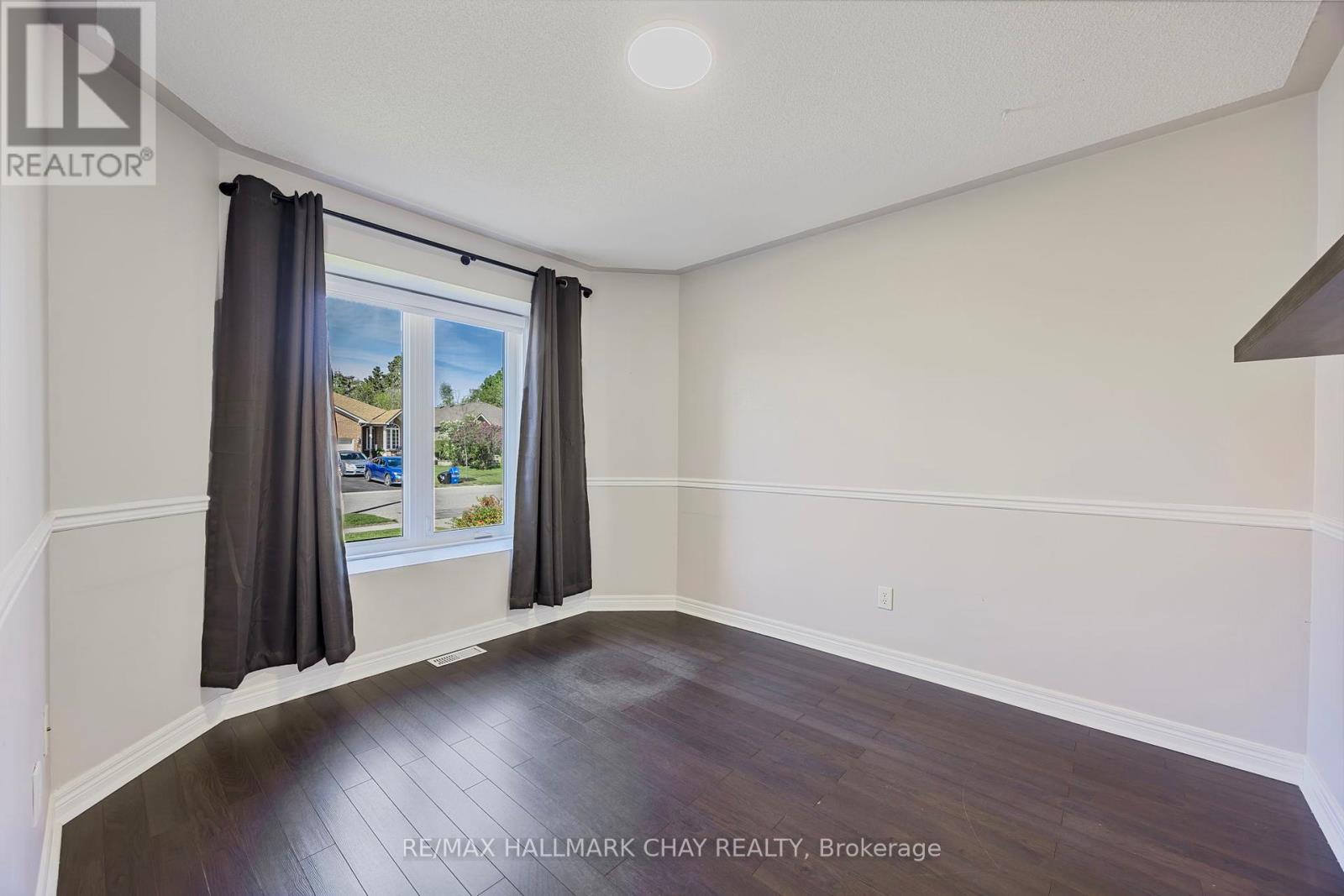 3 Duval Drive, Barrie, Ontario  L4M 6V2 - Photo 23 - S12171090