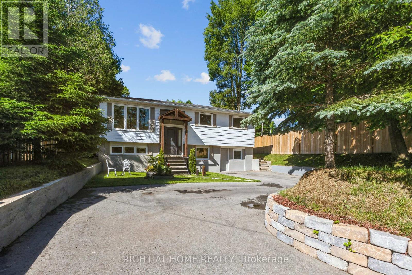50 Bythia Street, Orangeville, Ontario  L9W 2S3 - Photo 3 - W12171064