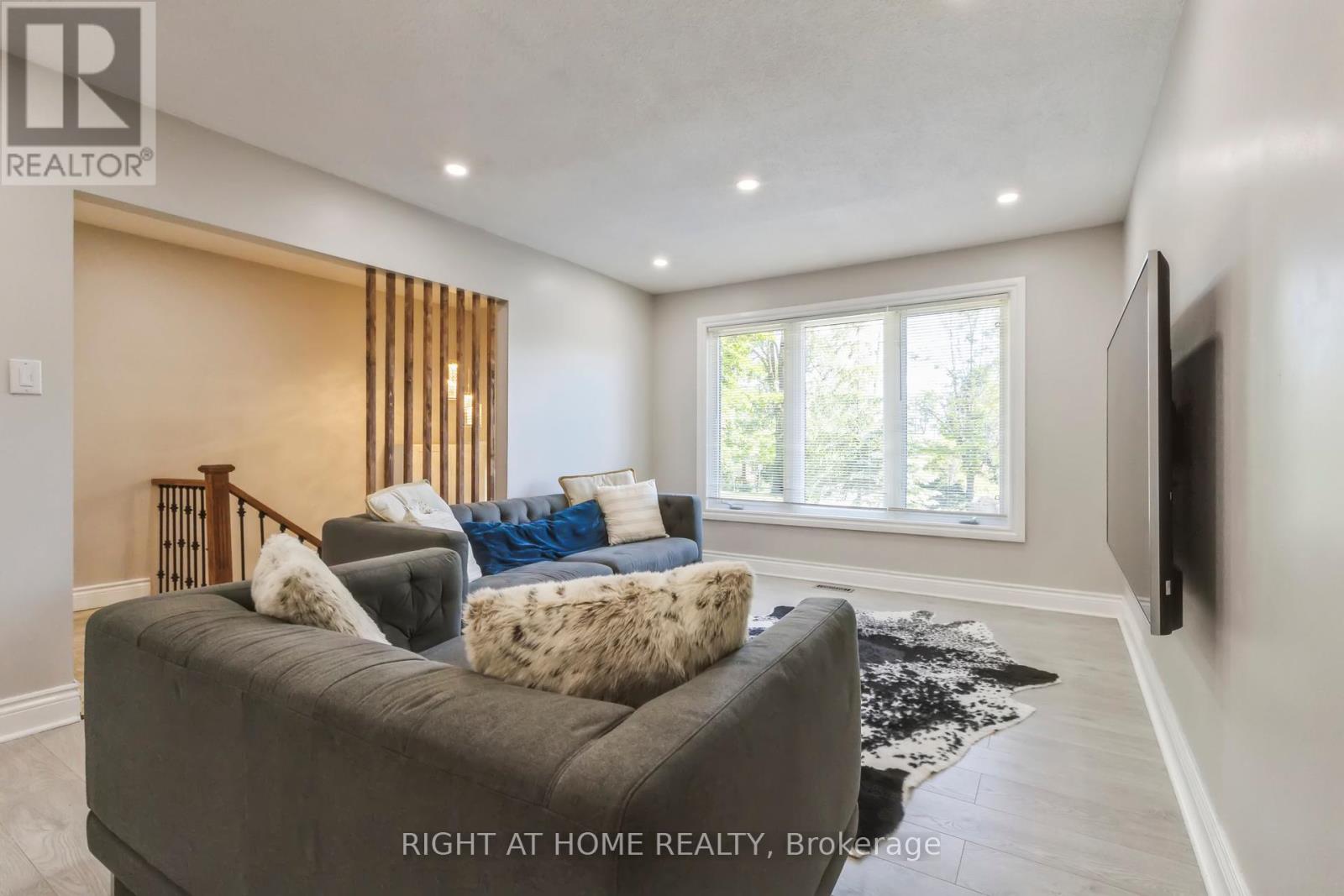 50 Bythia Street, Orangeville, Ontario  L9W 2S3 - Photo 4 - W12171064