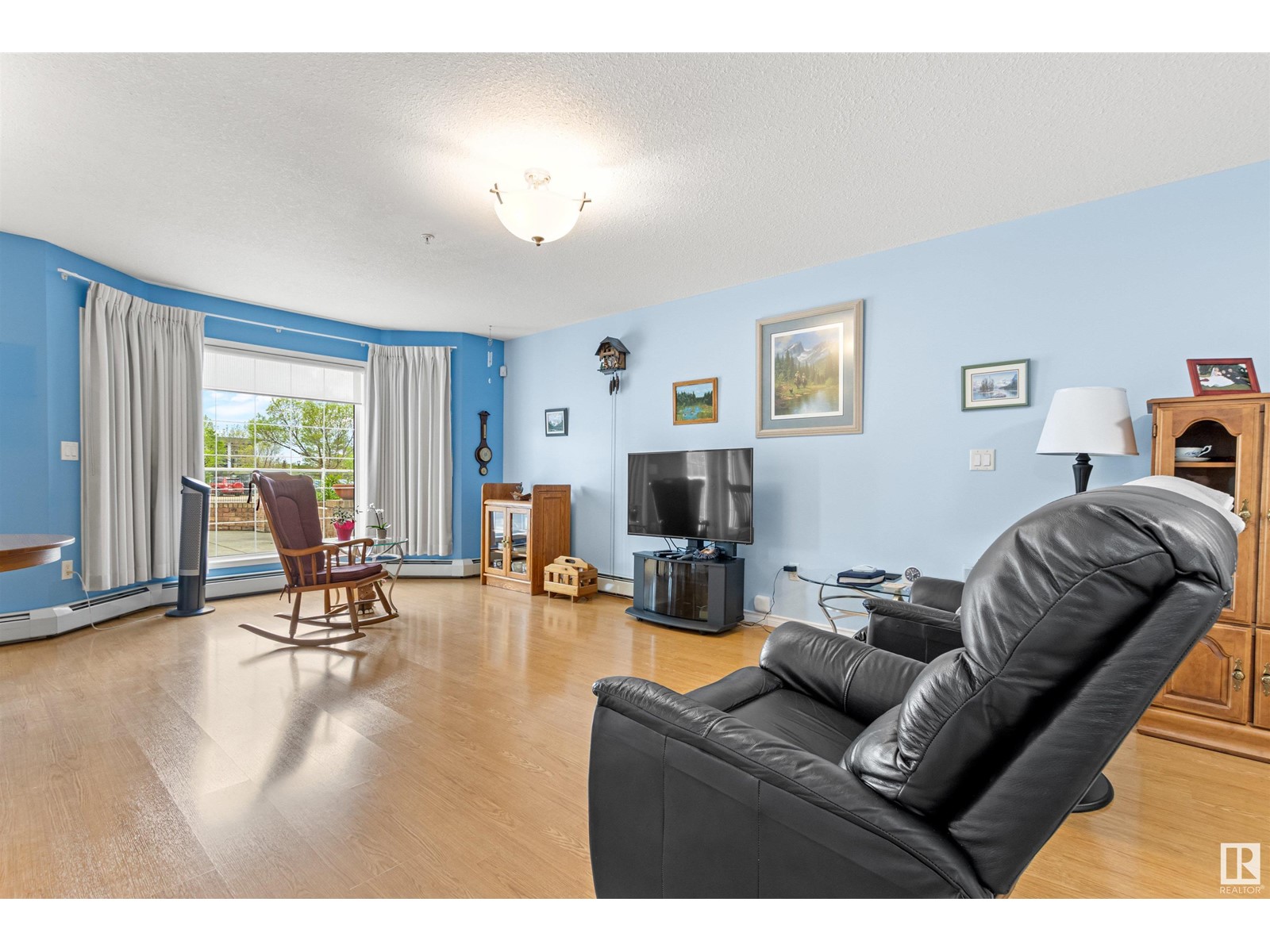 Property at #102 2741 55 ST NW image 5