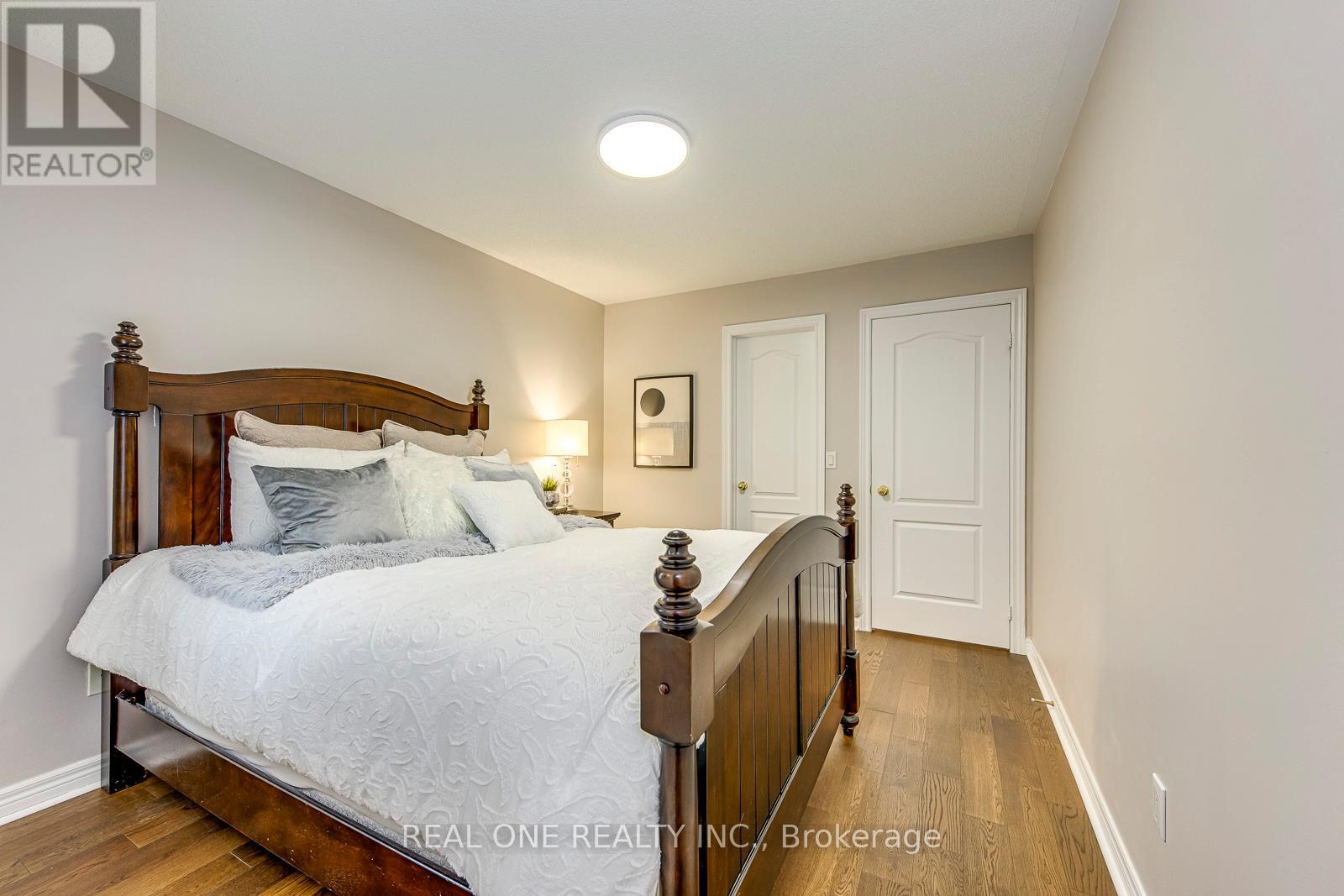 3789 Quiet Creek Drive, Mississauga, Ontario  L5M 8A9 - Photo 22 - W12168535
