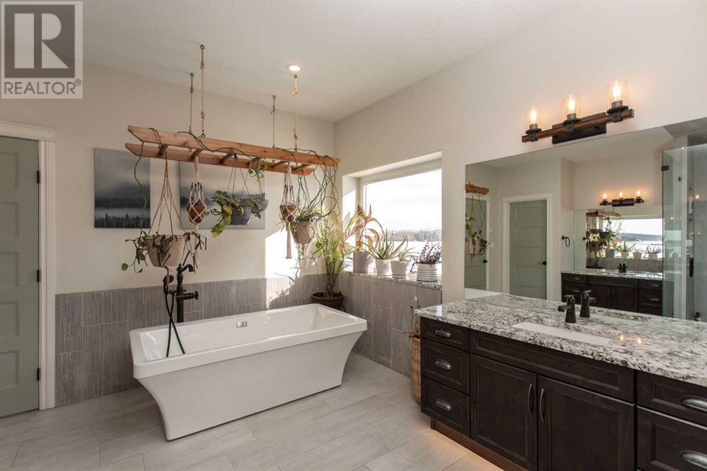 37247 Range Road 264, Rural Red Deer County, Alberta  T4E 1J5 - Photo 18 - A2216293