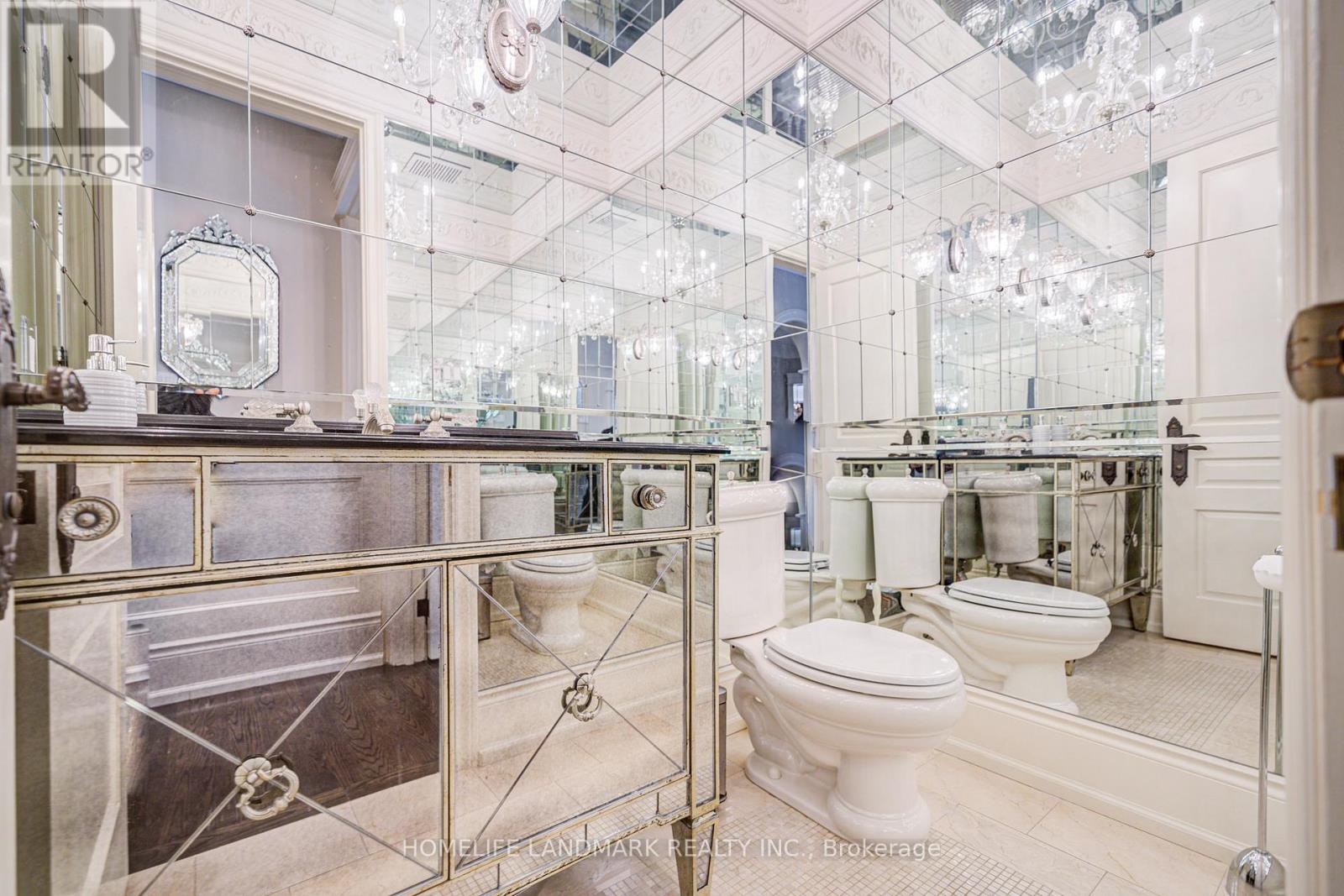 72 Gordon Road, Toronto, Ontario  M2P 1E4 - Photo 18 - C12171096