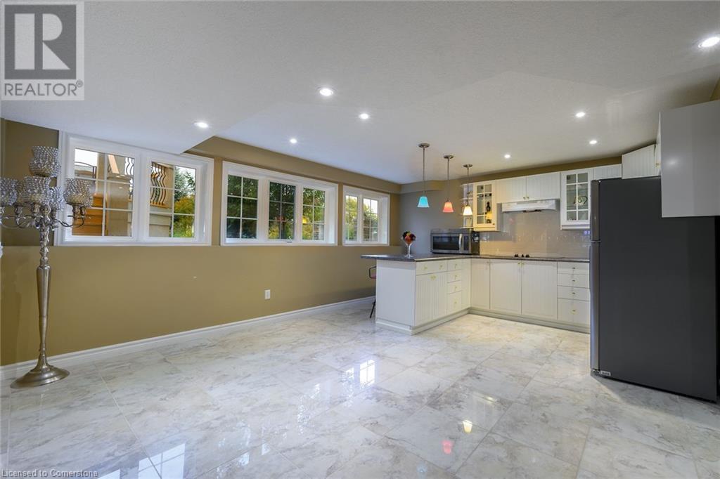 264 Diiorio Circle Unit# Lower, Ancaster, Ontario  L9K 1S9 - Photo 4 - 40732965