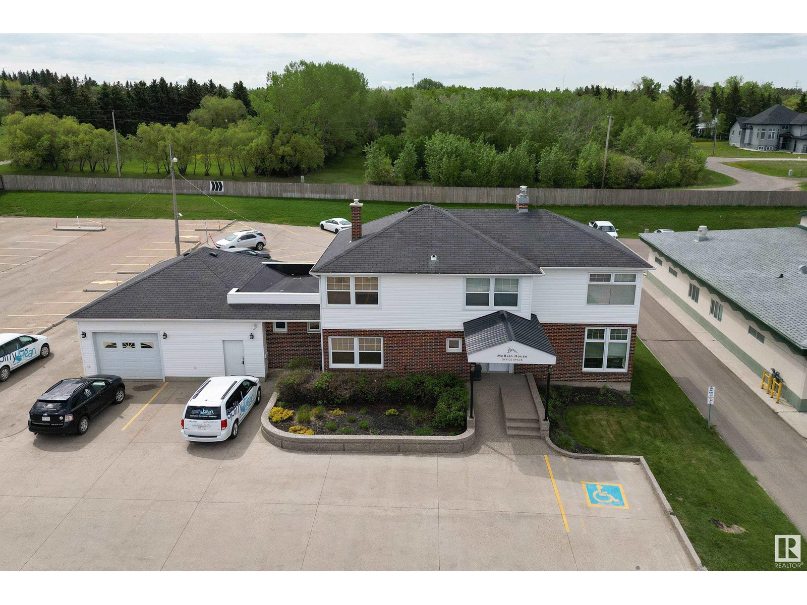 Property at 191 ORDZE AV image 3