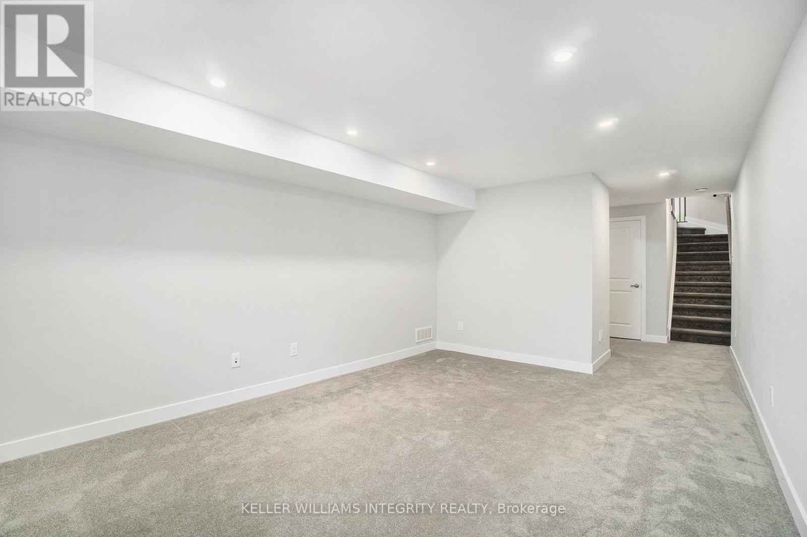 458 Trident Mews, Ottawa, Ontario  K1T 0T2 - Photo 28 - X12170589