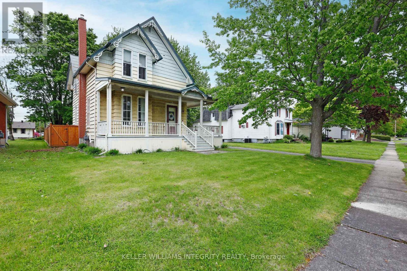 28 BETHUNE AVENUE, South Stormont, Ontario