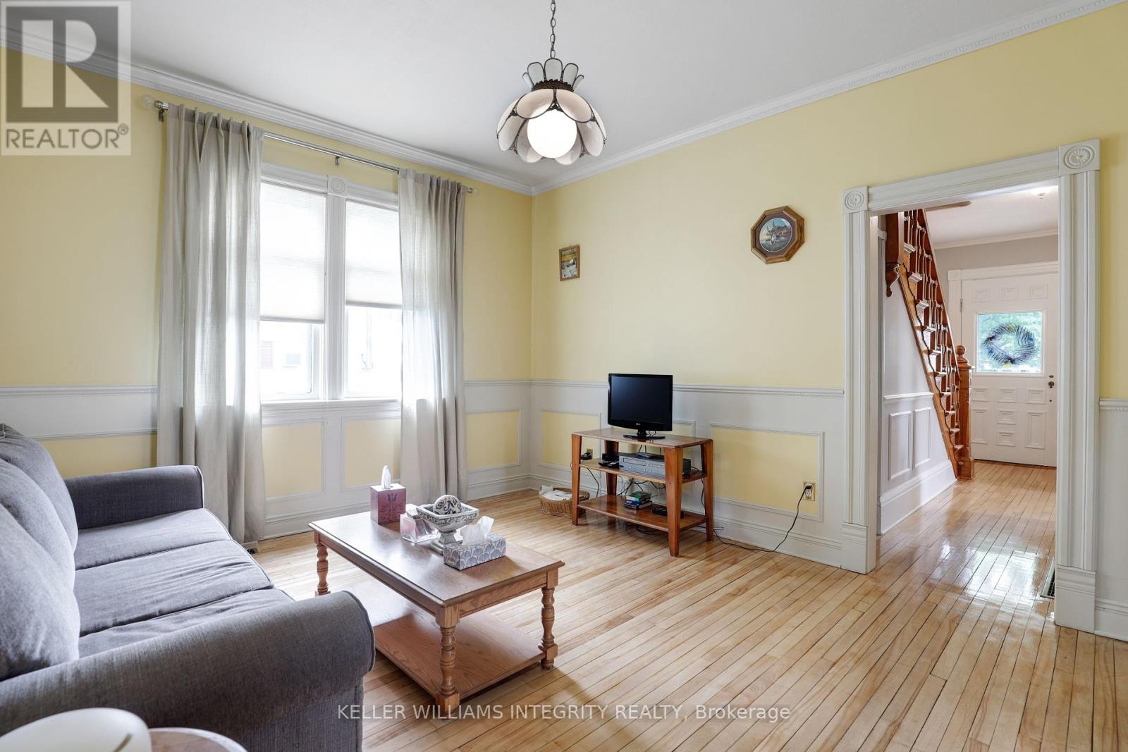 28 Bethune Avenue, South Stormont, Ontario  K0C 1P0 - Photo 12 - X12171110