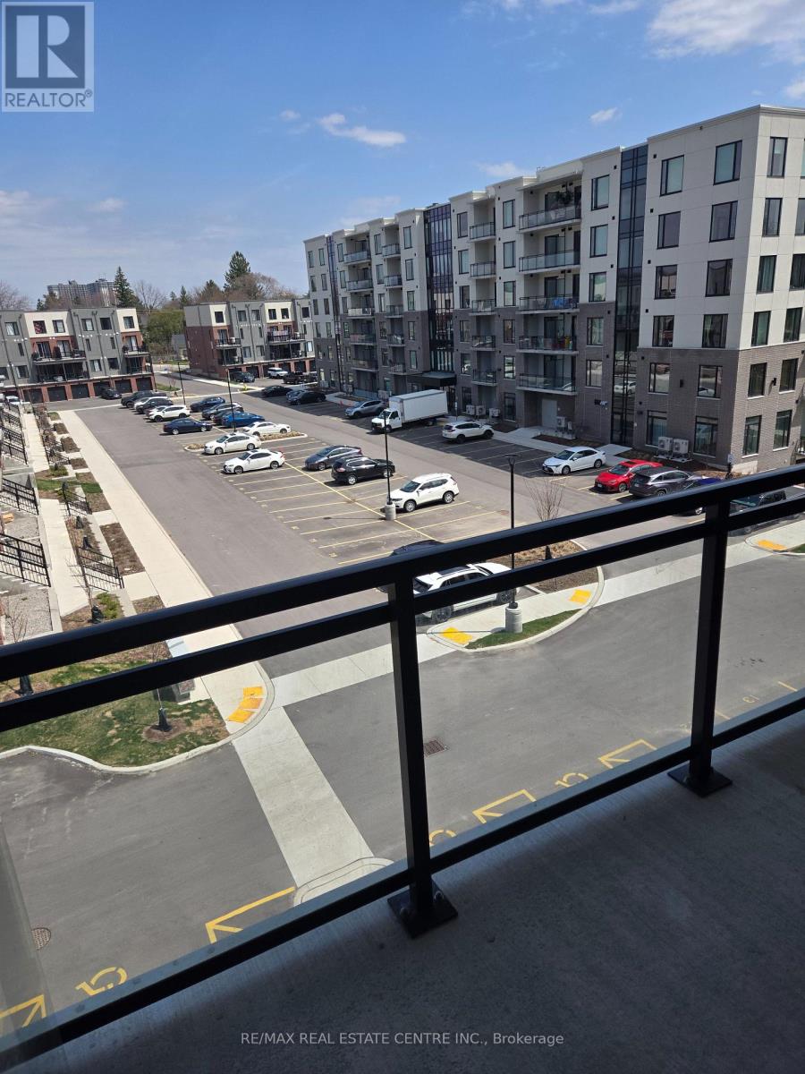 403 - 103 Roger Street, Waterloo, Ontario  N2J 0G2 - Photo 13 - X12171107
