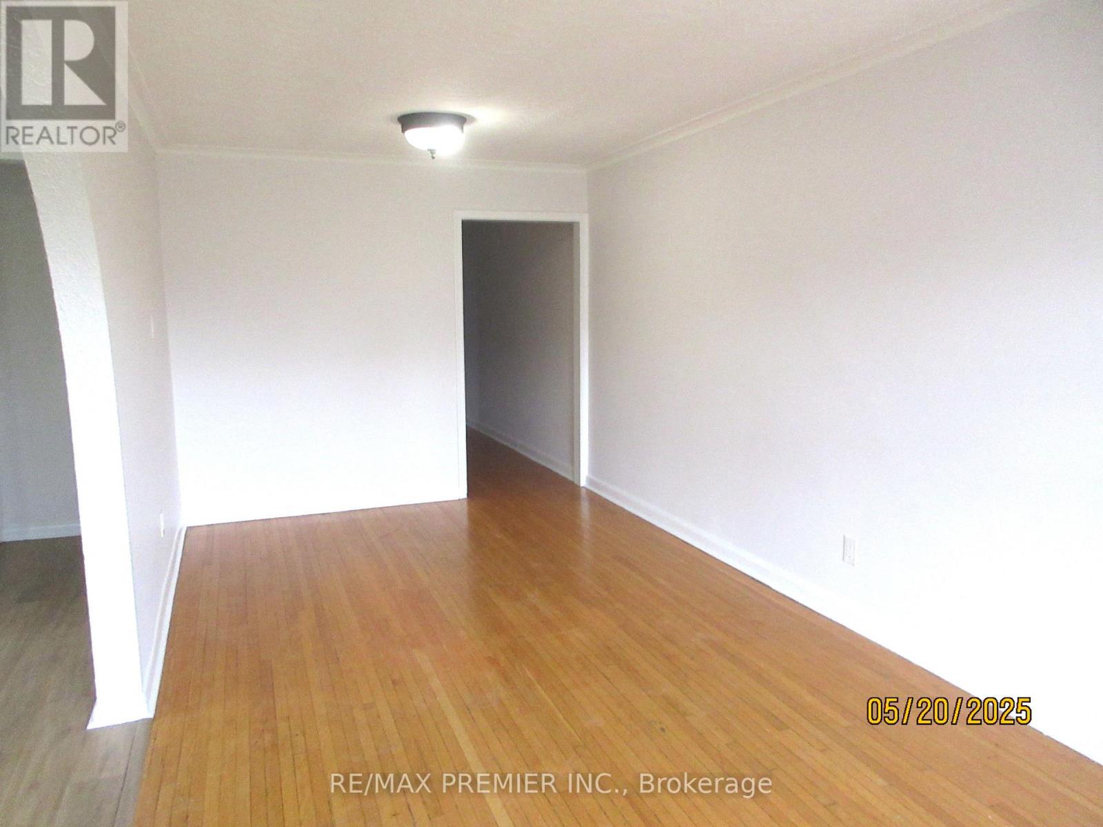 100 Snowood Court, Toronto, Ontario  M3N 1E8 - Photo 8 - W12168864