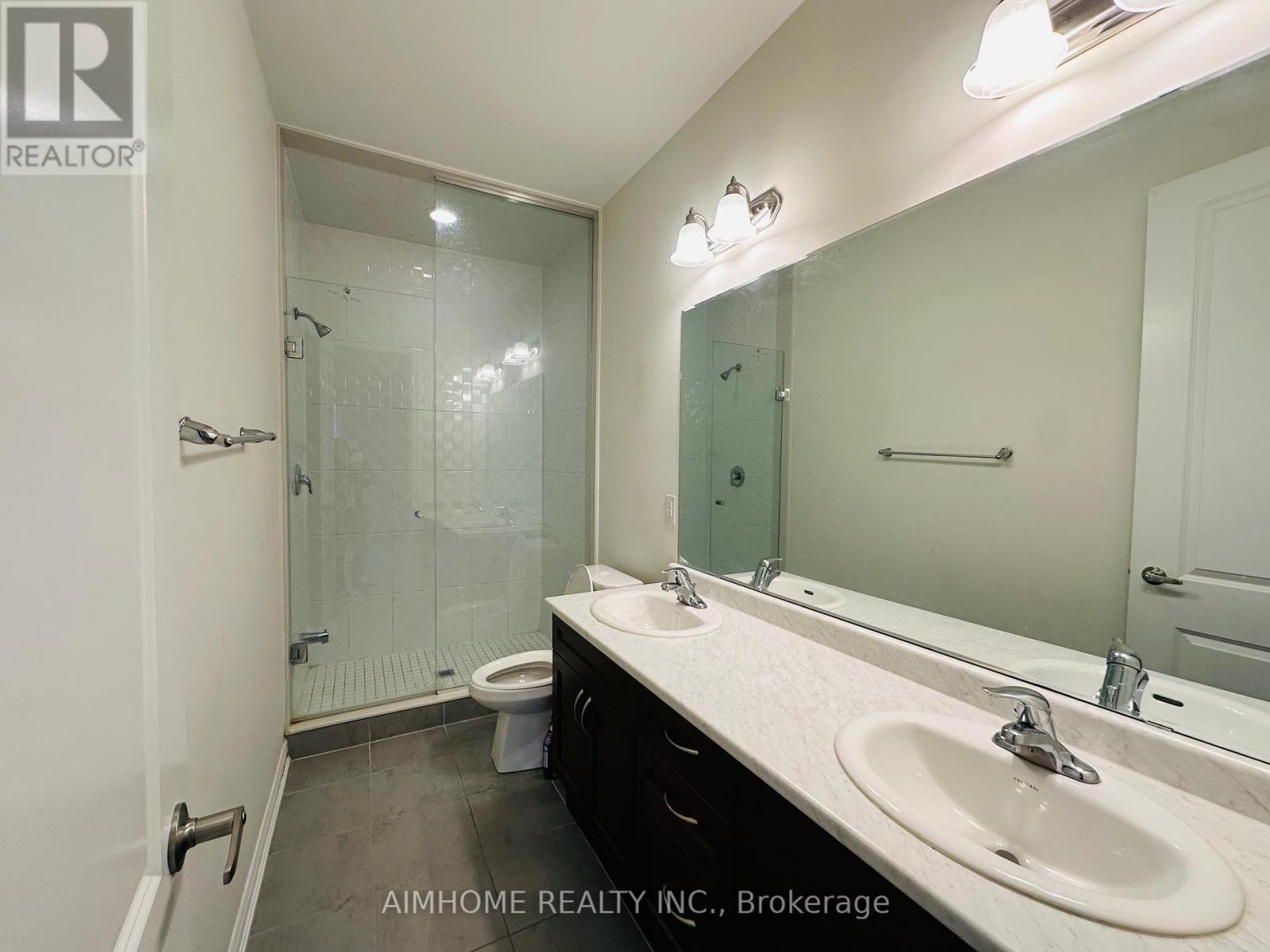 4 Therma Crescent, Markham, Ontario  L6C 3K9 - Photo 7 - N12171124