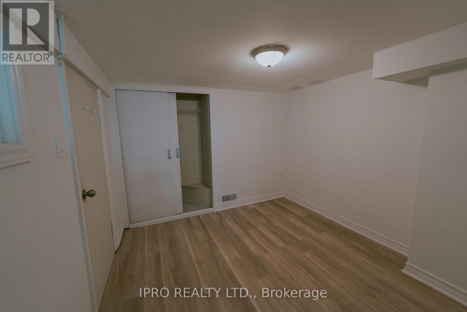 183 Livingstone Avenue W, Toronto, Ontario  M6E 2L9 - Photo 22 - W12171119