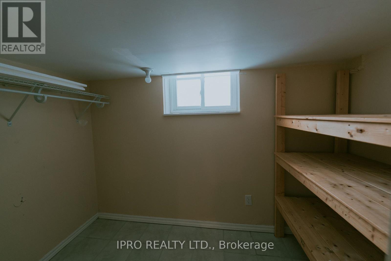 183 Livingstone Avenue W, Toronto, Ontario  M6E 2L9 - Photo 27 - W12171119