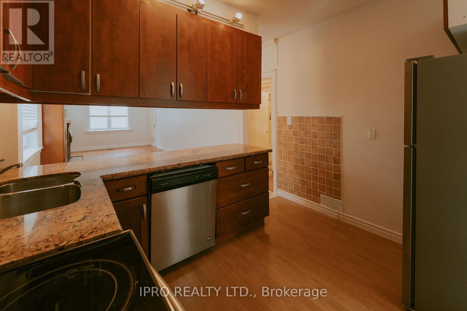 183 Livingstone Avenue W, Toronto, Ontario  M6E 2L9 - Photo 3 - W12171119