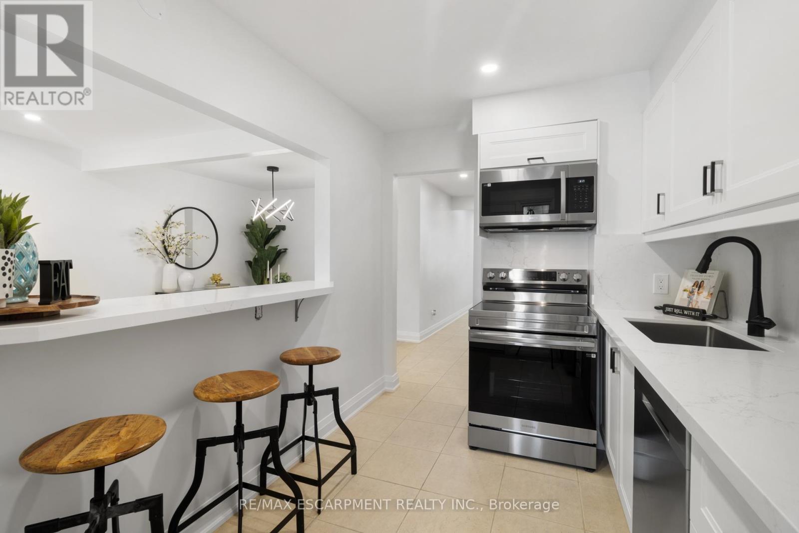 55 - 2020 South Millway, Mississauga, Ontario  L5L 1K2 - Photo 15 - W12171123