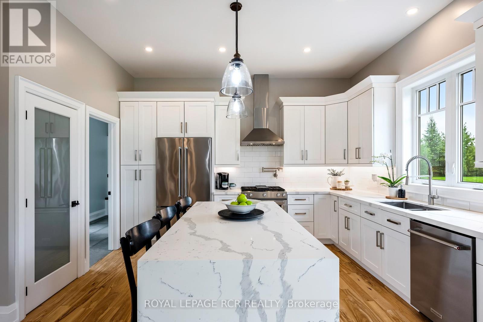 23a Madill Drive, Mono, Ontario  L9W 6G3 - Photo 8 - X12171122