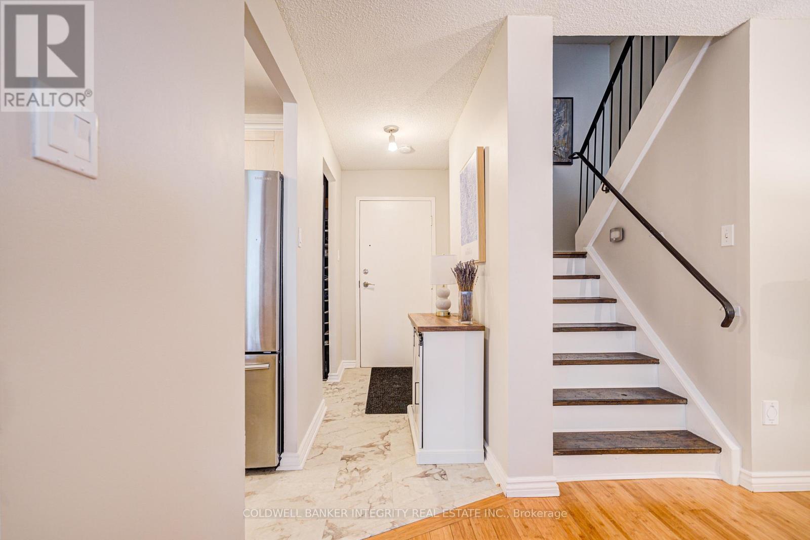 Suite 82 - 1036 Falgarwood Drive, Oakville, Ontario  L6H 2P3 - Photo 22 - W12167643
