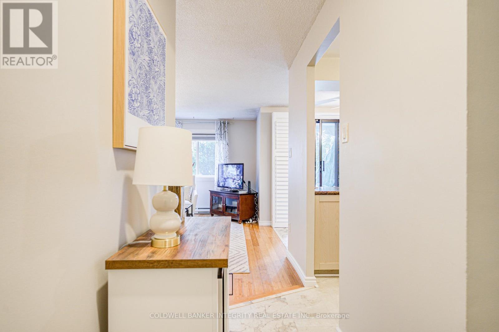 Suite 82 - 1036 Falgarwood Drive, Oakville, Ontario  L6H 2P3 - Photo 8 - W12167643