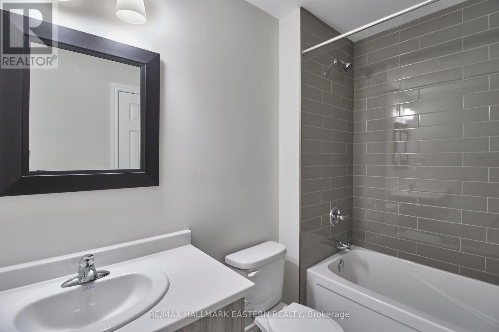 37 Coldbrook Drive, Cavan Monaghan, Ontario  L0A 1G0 - Photo 28 - X12171145