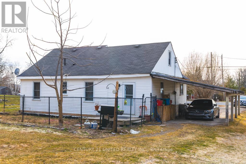 1009 Ward Street, Selwyn, Ontario  K0L 1H0 - Photo 13 - X12171147