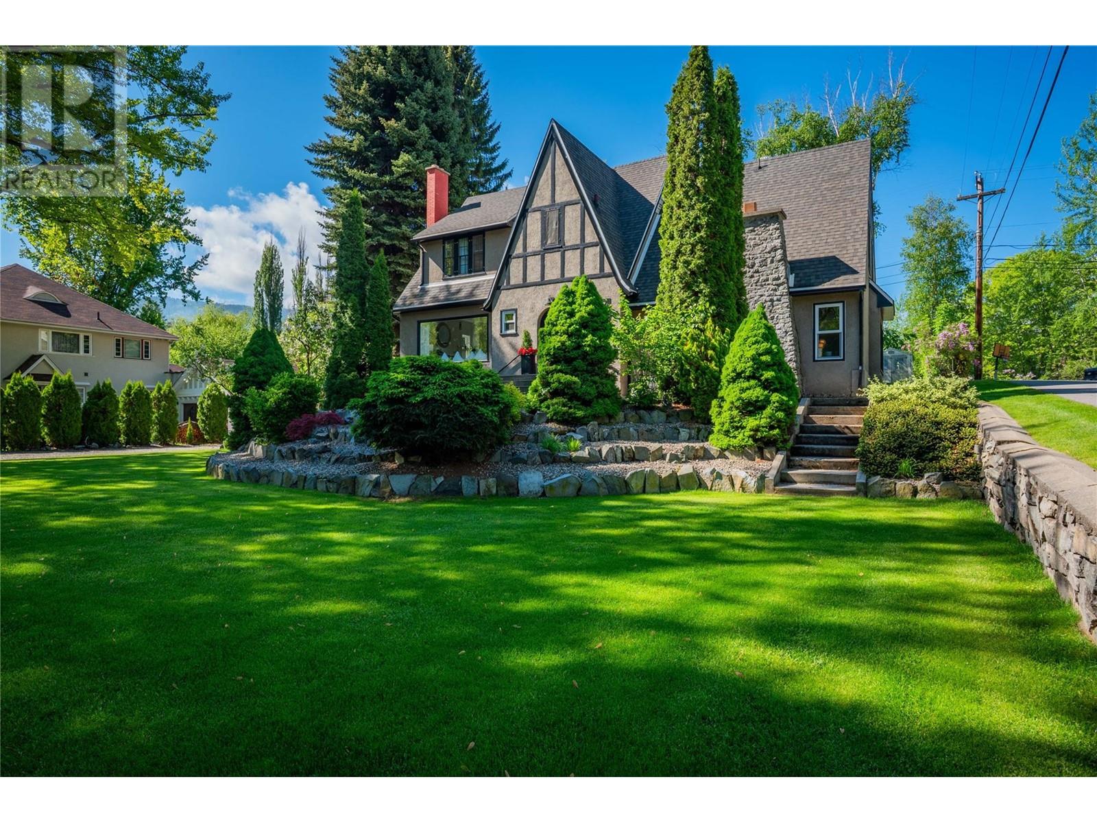 115 Kootenay Avenue, Trail, British Columbia  V1R 1H3 - Photo 3 - 10348917