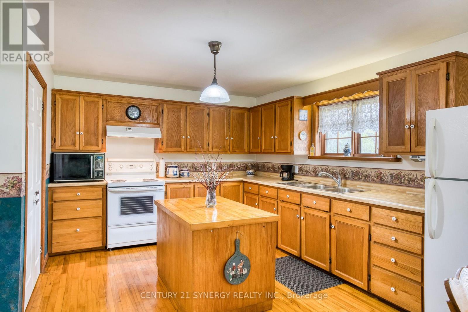 1189 Willis Armstrong Road, Frontenac, Ontario  K0H 2B0 - Photo 11 - X12171150