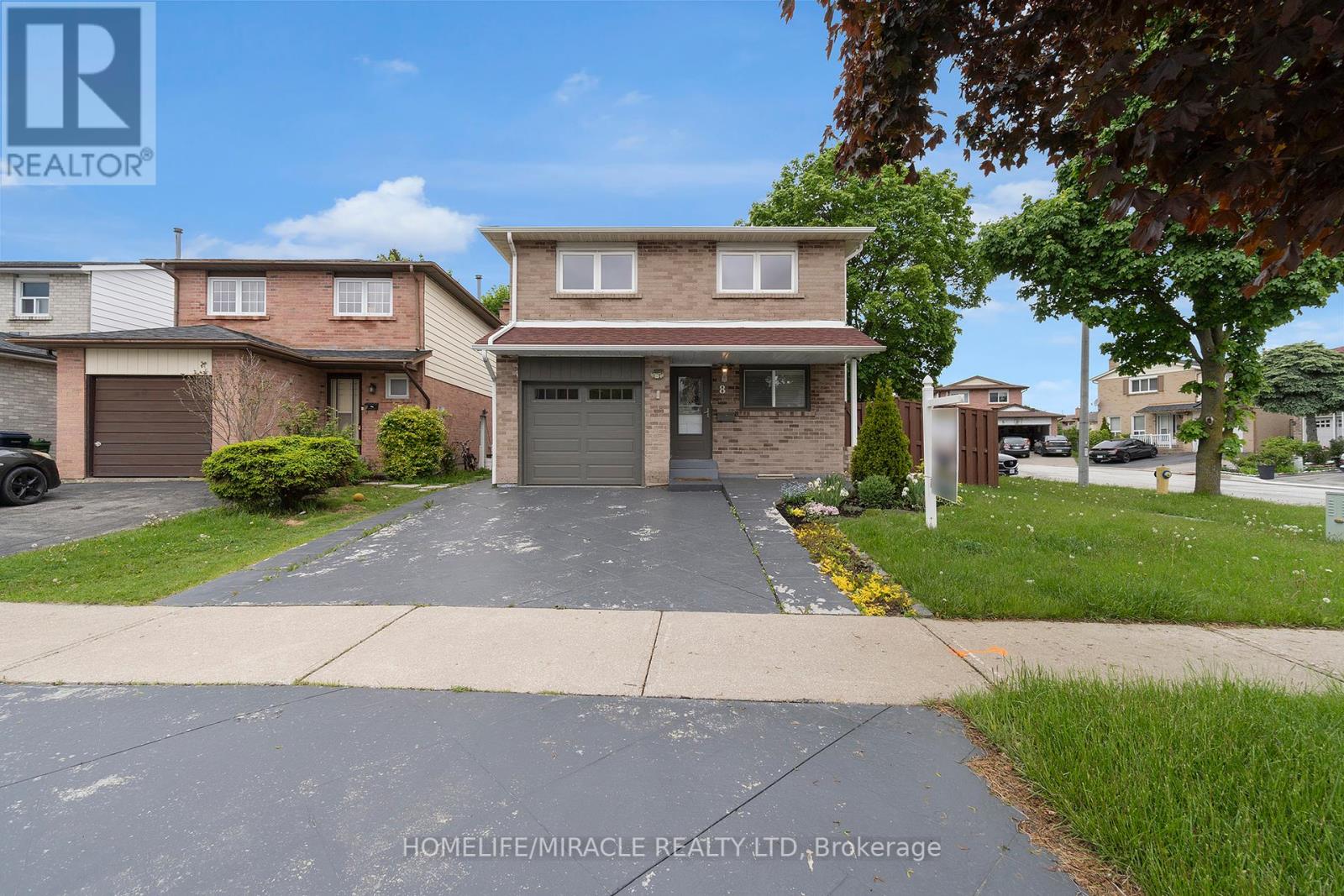 8 Franca Crescent, Toronto, Ontario  M9V 4S2 - Photo 1 - W12168322