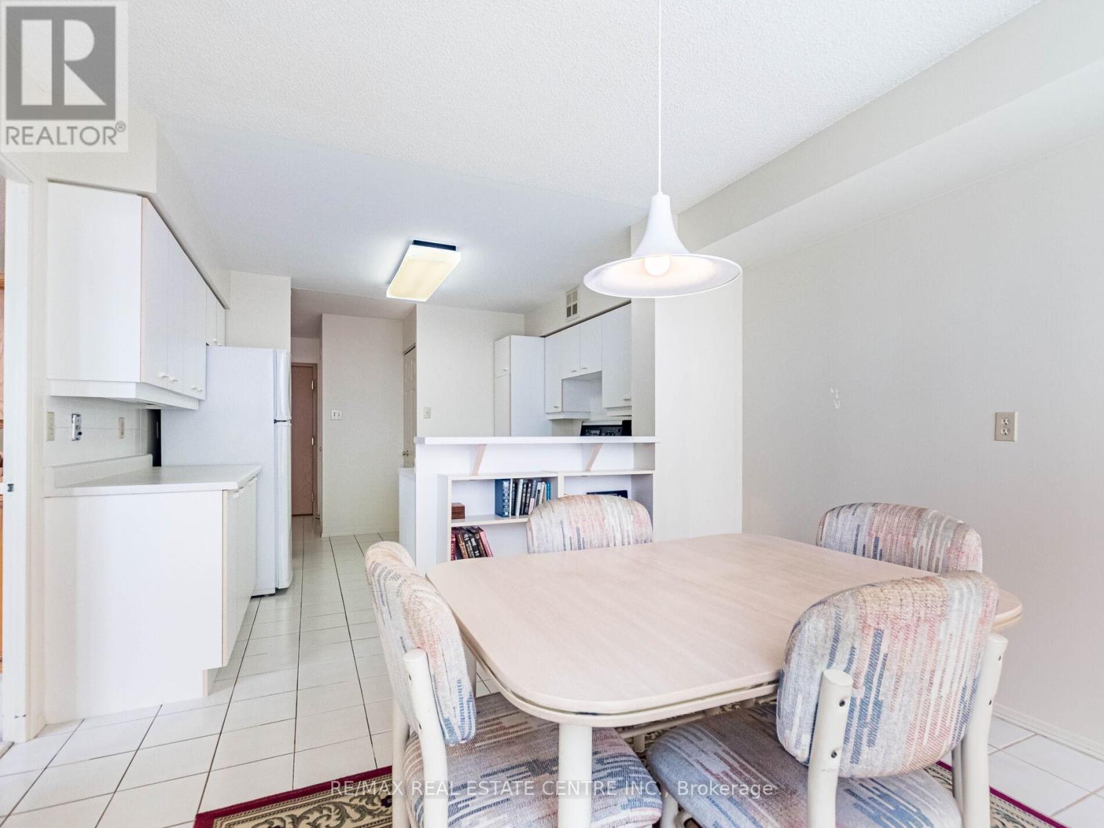 1404 - 55 Elm Drive W, Mississauga, Ontario  L5B 3Z3 - Photo 24 - W12171133