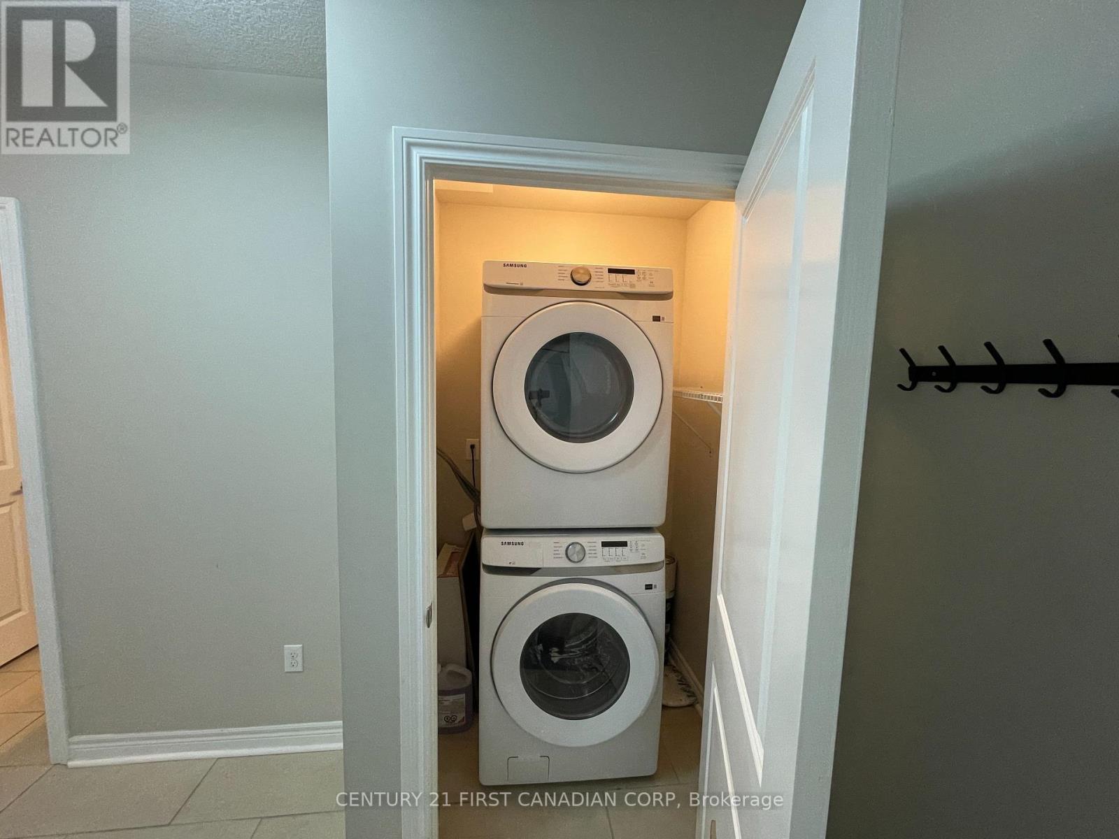 1503 - 330 Ridout Street N, London East, Ontario  N6C 3Z3 - Photo 12 - X12136552