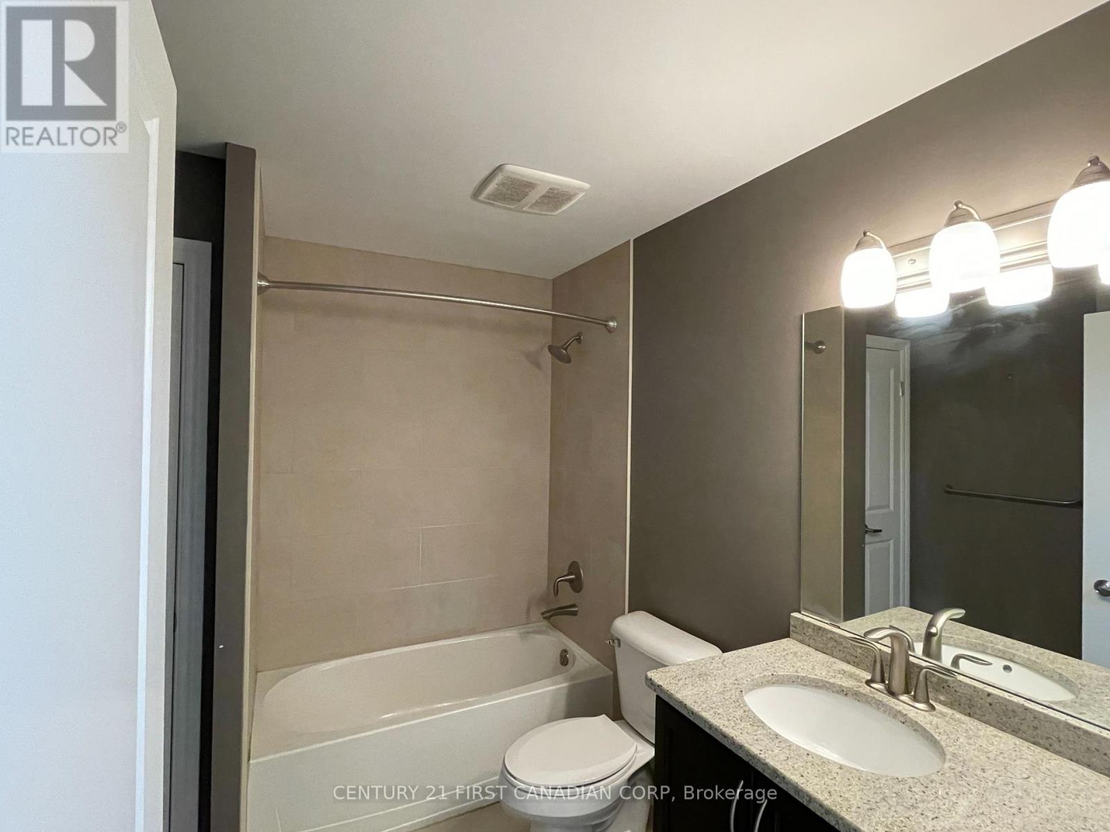 1503 - 330 Ridout Street N, London East, Ontario  N6C 3Z3 - Photo 8 - X12136552