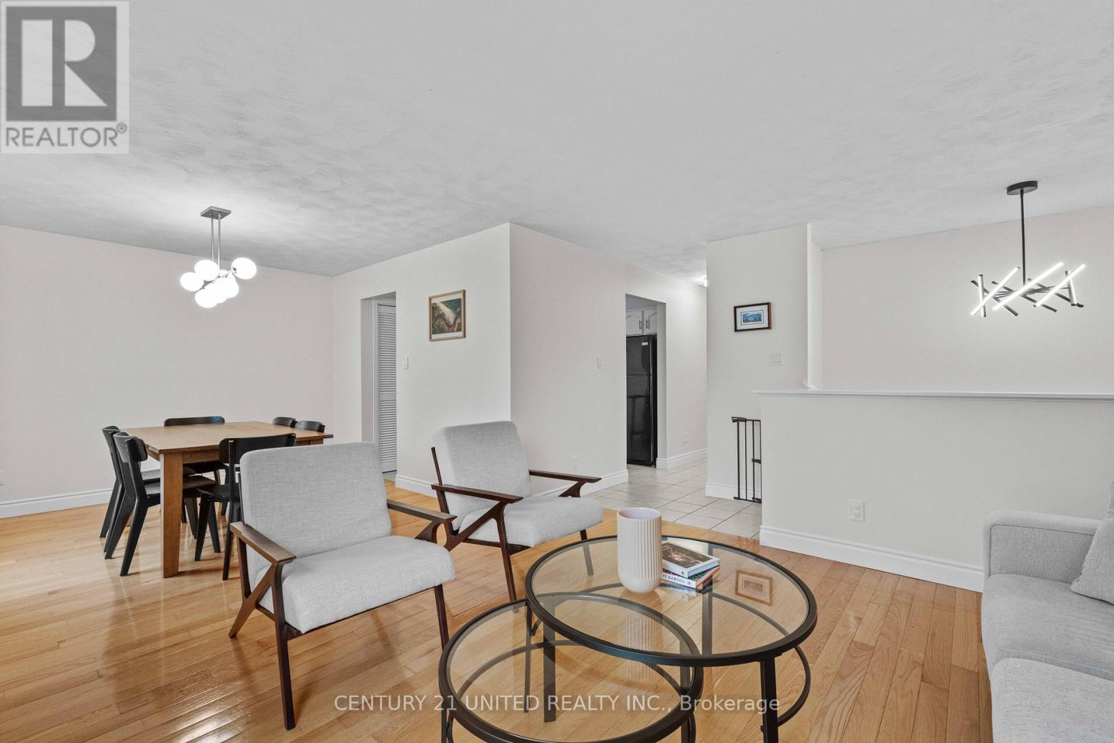 1173 Normandy Street, Peterborough North, Ontario  K9H 7L9 - Photo 2 - X12171182