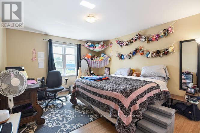 780 Susan Street, Prescott, Ontario  K0E 1T0 - Photo 14 - X12171190