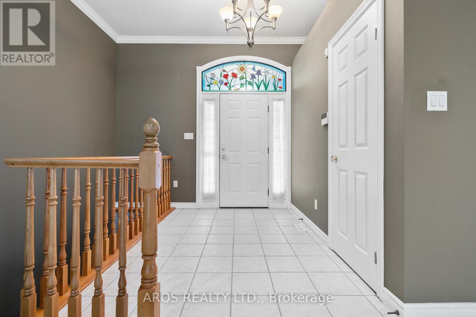 Photo 4 of 50 for 10 Prince Of Wales Gate N
